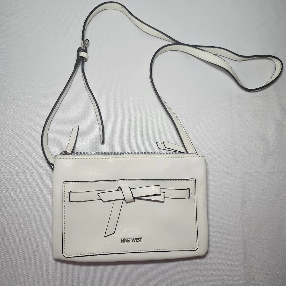 Nine West Womens Crossbody Bag White Classic